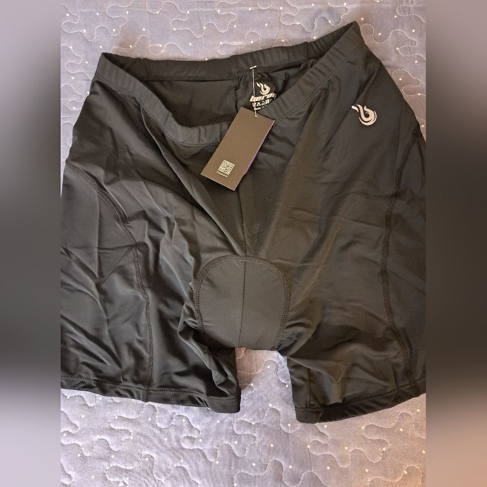 BEROY black padded bike shorts size #3X NWT